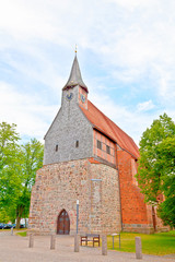 Fototapeta na wymiar Kirche in Zarretin