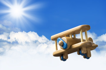 おもちゃの飛行機 © Route16