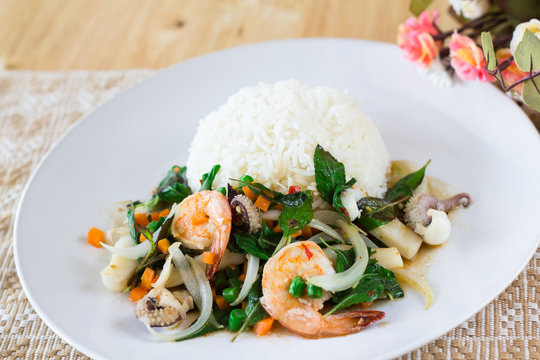 Mixed Seafood Basil with rice