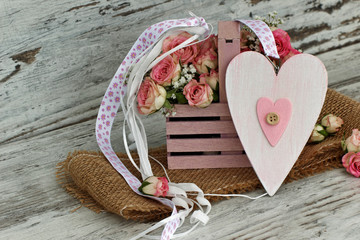 Blumenkorb mit Herz