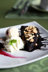 brownie with icecream