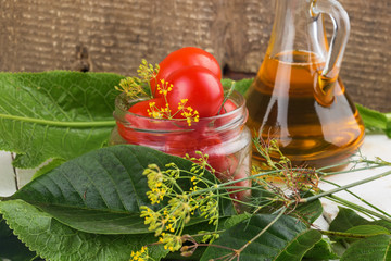 Pickled tomatoes