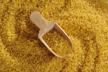 yellow wheat bulgur