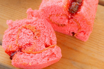 strawberry  cake roll