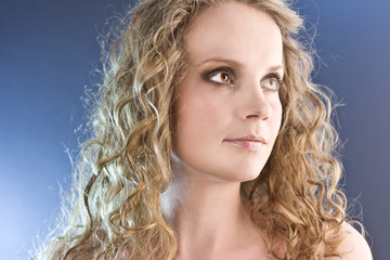 blonde girl with beautiful brown eyes