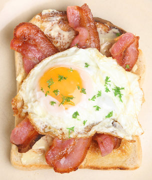 Bacon & Egg on Toast
