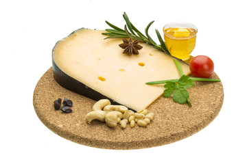 Cheese witn honey and nuts