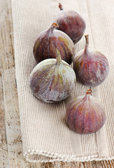 fresh figs