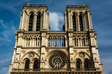 Fototapeta na wymiar Notre Dame de Paris Cathedral na Cite Island, Francja