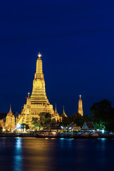 Wat Arun at dusk