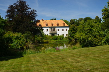 altes Schloss im Fürst Pückler Park