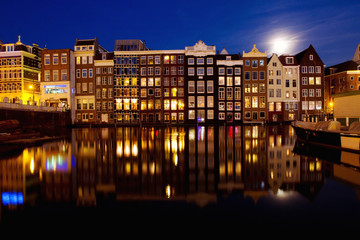 Obraz premium night view of Amsterdam, Holland