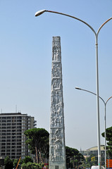 Roma Eur - Obelisco di Piazza Guglielmo Marconi