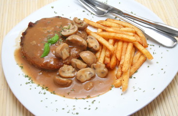 Jägerschnitzel