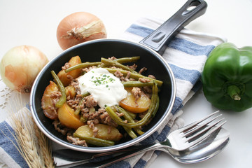 Gemüse mit Fleisch