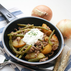 Gemüse mit Fleisch