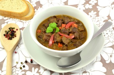 gulasz z serc wieprzowych