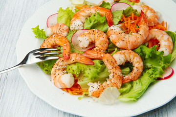 insalata di gamberi