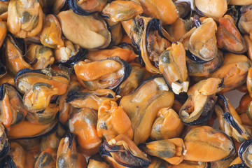 Cooked mussels