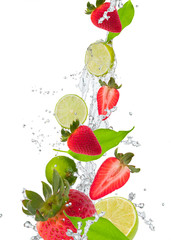 Naklejki  Świeże owoce w plusk wody
