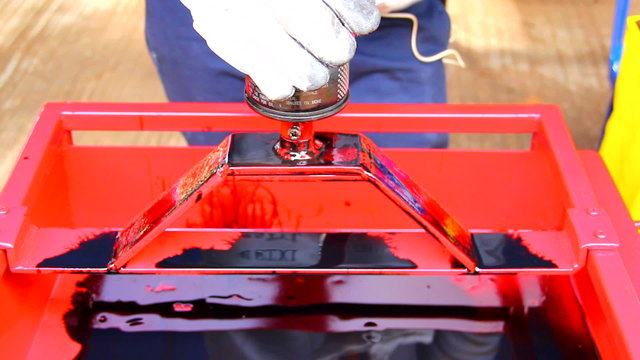 oil  fillter cutting machine  for recycle or reuse.