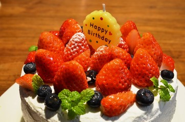 いちごのバースデーケーキ