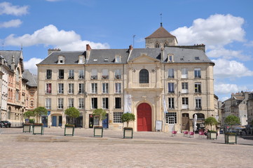 Facade Classique de l' église du Vieux Saint-Sauveur, Caen - obrazy, fototapety, plakaty