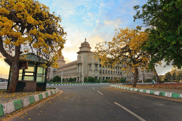 Fototapeta na wymiar sunset at Vidhana Soudha, Bangalore state legislature , India