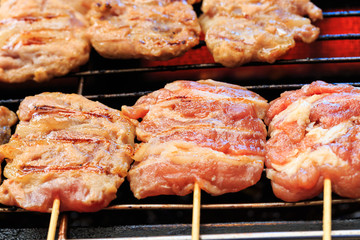 Roasted pork with sticky rice : thai style food