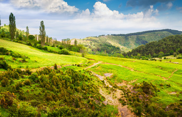 Fototapeta na wymiar Pireneje krajobraz w lecie. Huesca