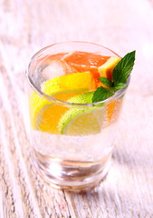 Tonic lemonade with grapefruit, lemon and lime