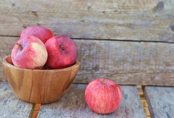 apples