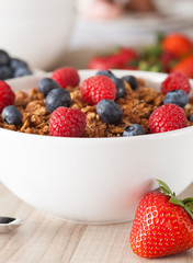 muesli with berries