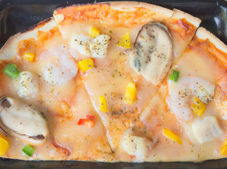 Seafood topping pizza