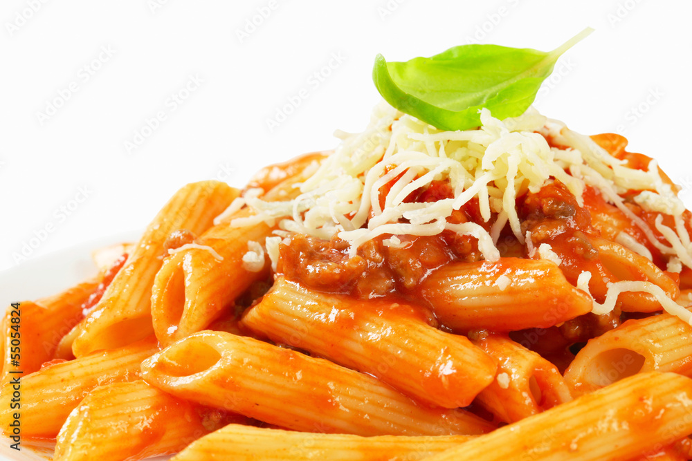 Sticker penne with meat tomato sauce