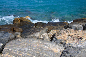 scogliera a Finale Ligure