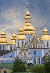 Fototapeta na wymiar Katedra Michała Archanioła