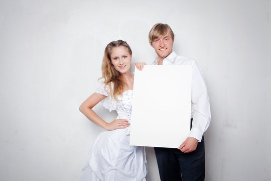 Brautpaar stellt vor