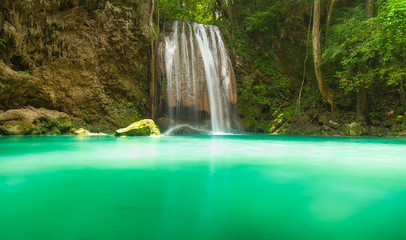 Fototapeta na wymiar Erawan waterfall.