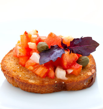 Bruschetta with tomatoes and basil