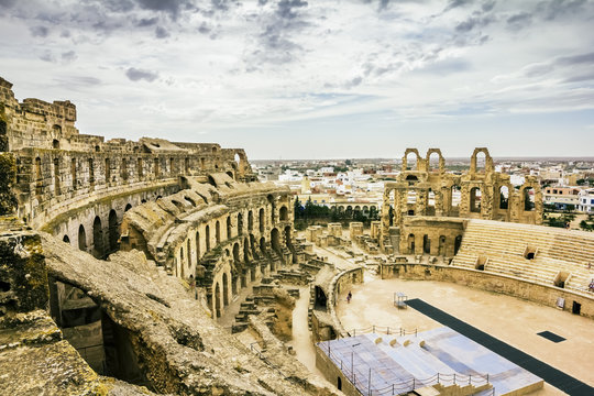 Types of Roman amphitheatre in the city of El JEM in Tunisia