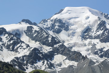 Fototapeta na wymiar Berge w Alpach - Wielki Combin