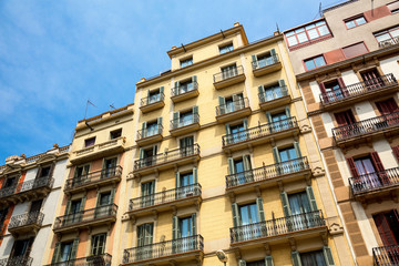 Fototapeta na wymiar Residental building in Barcelona