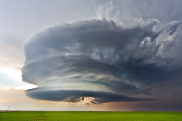 Severe thunderstorm in the Plains