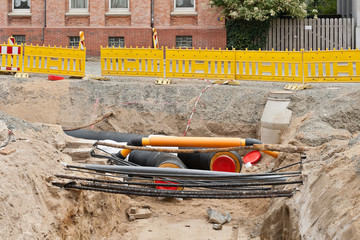 Grosse neue Fernw&auml;rmerohre werden verlegt 2