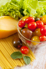 spaghetti with tomatoes