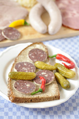 Butterbrot mit Blutwurst