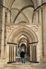 lincoln aisle