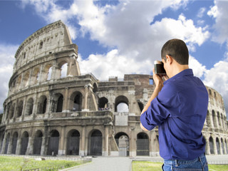 Fototapeta na wymiar Tourists in Rome