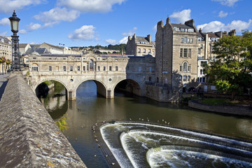 Pulteney Bridge and Weir in Bath